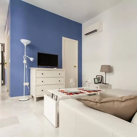 Apartment Hostly Rivero 2b Center-fibre-communal Terrace-parking Optional-cless Seville